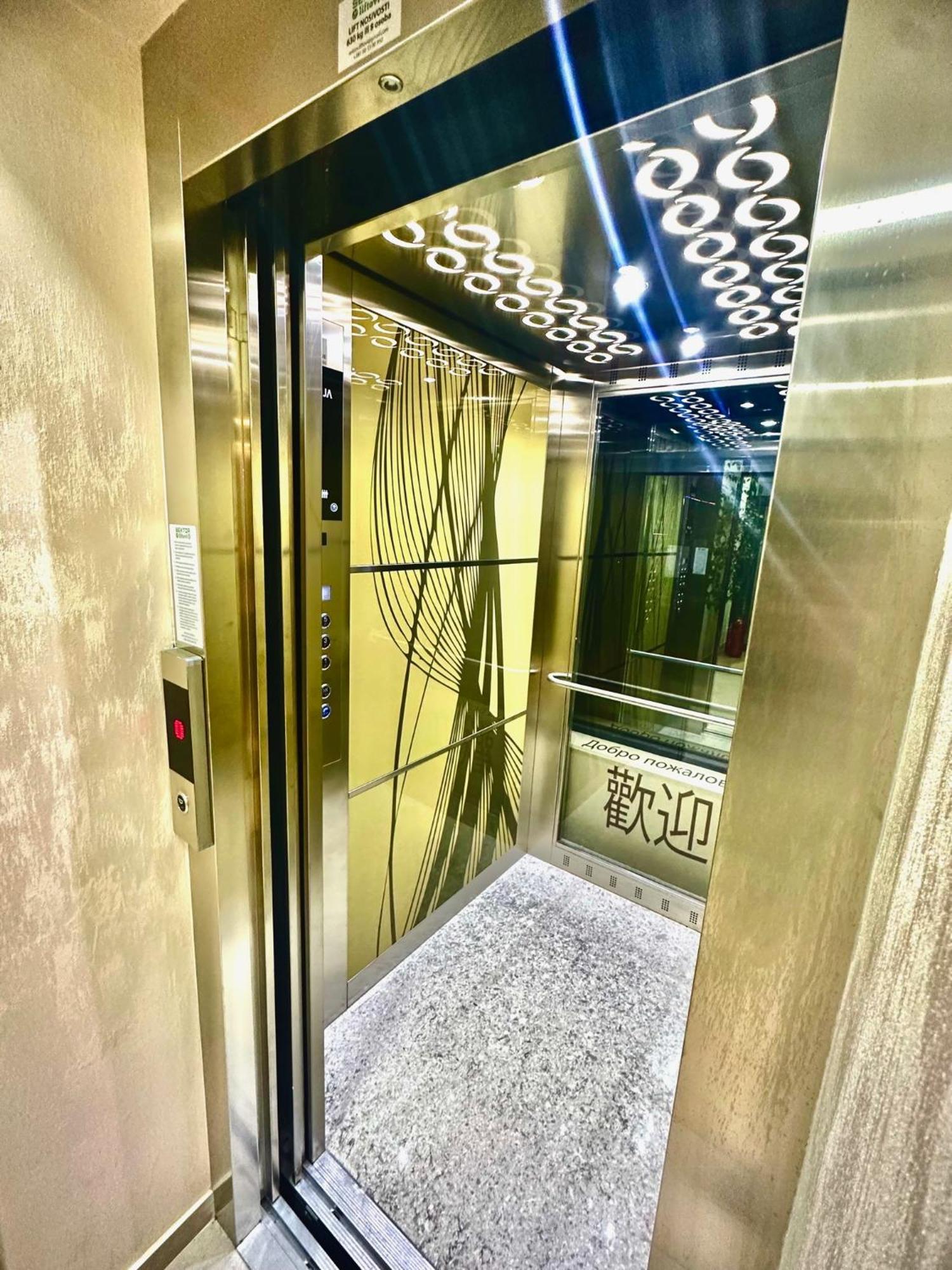 China Town Prenociste Hotel Belgrado Buitenkant foto