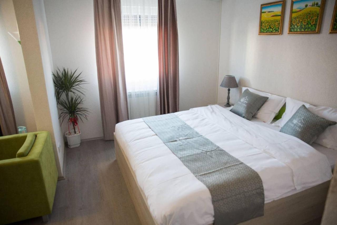 China Town Prenociste Hotel Belgrado Buitenkant foto